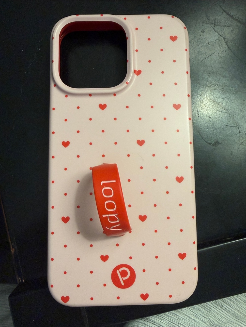 Pink Heart Loopy iPhone 15 pro max
